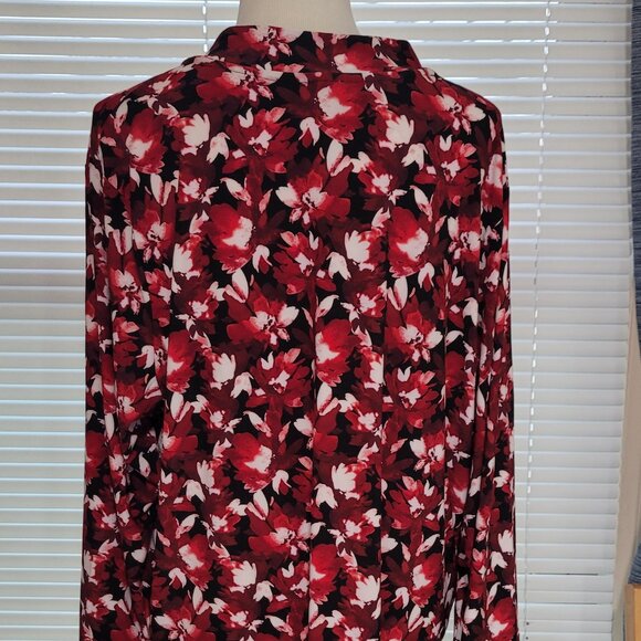 NWT Knit Top ANNE KLEIN PETITE Size PXXL Long Sleeve Fire Red Multi Black White - Picture 2 of 14